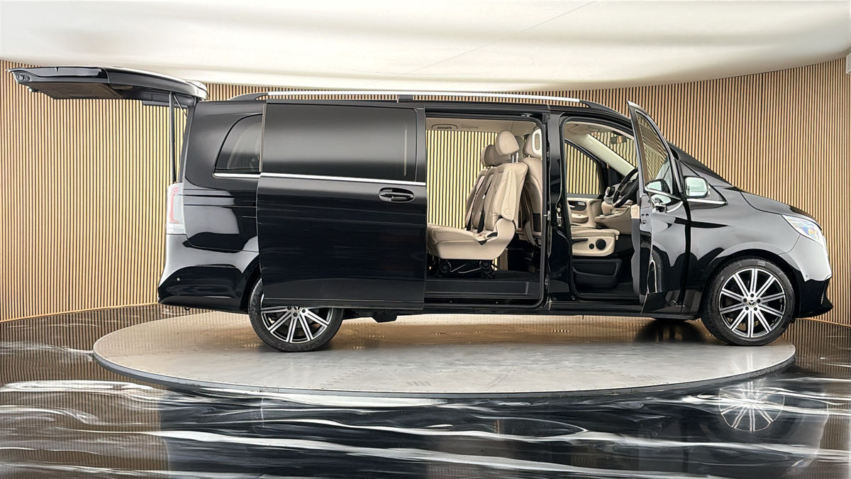 More views of Mercedes-Benz V Class