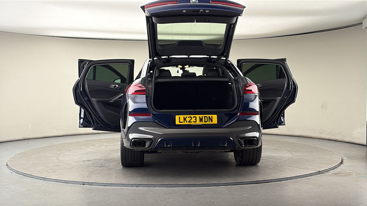 More views of BMW X6