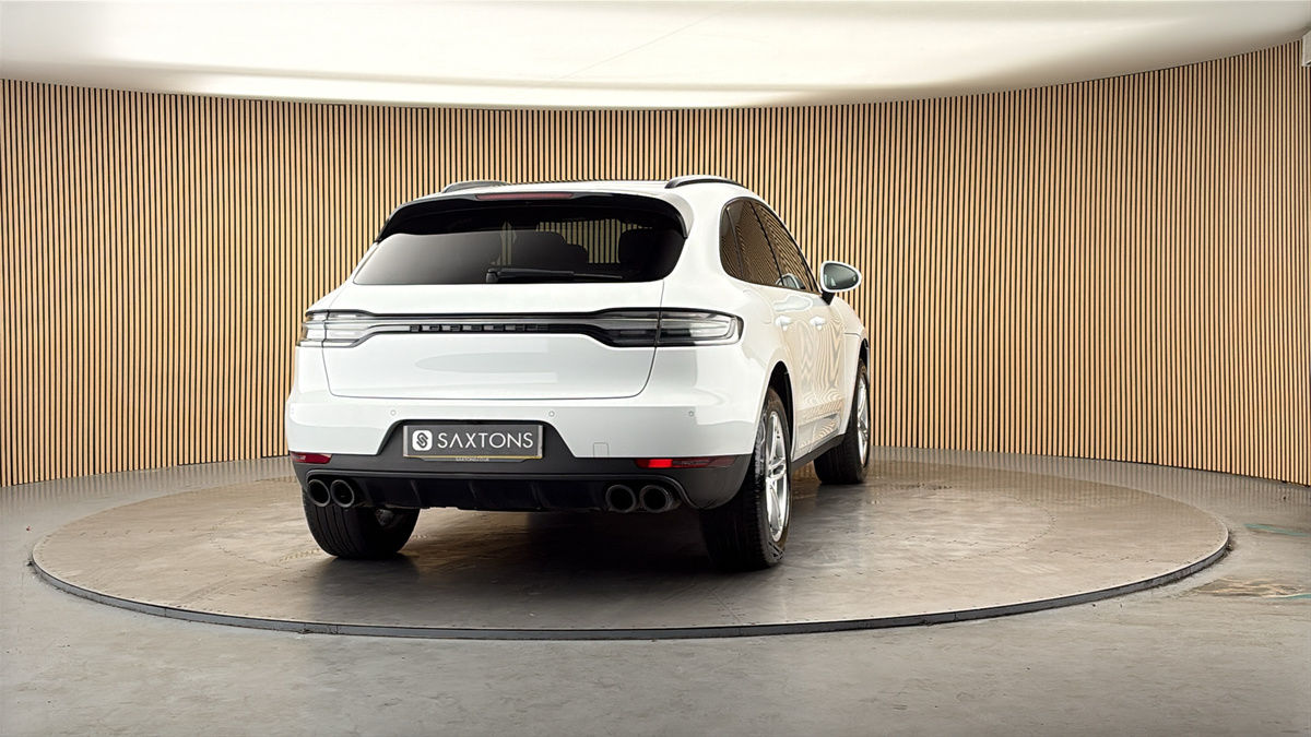 More views of Porsche Macan