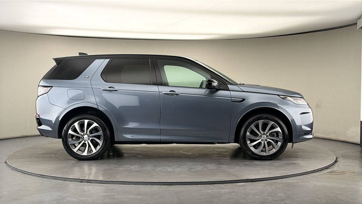 Land Rover Discovery Sport Image 16