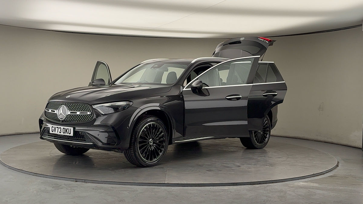More views of Mercedes-Benz GLC