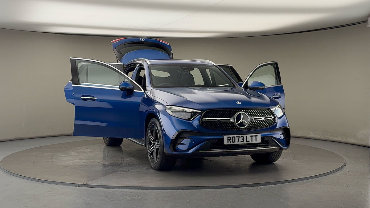 More views of Mercedes-Benz GLC