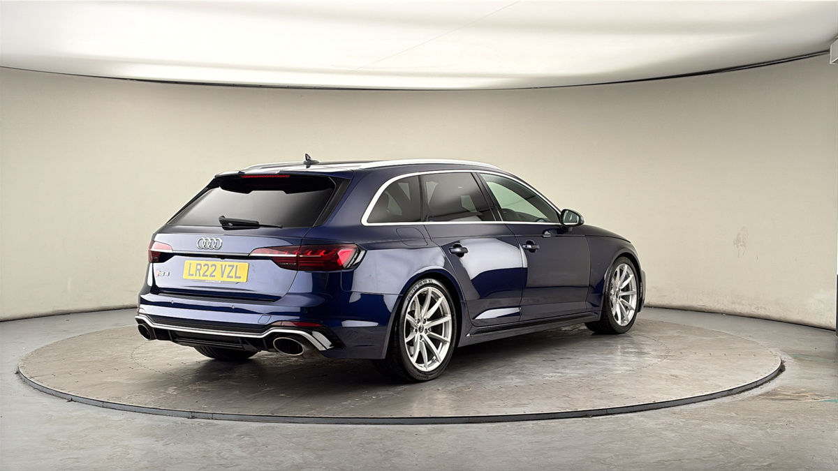 More views of Audi RS4 Avant