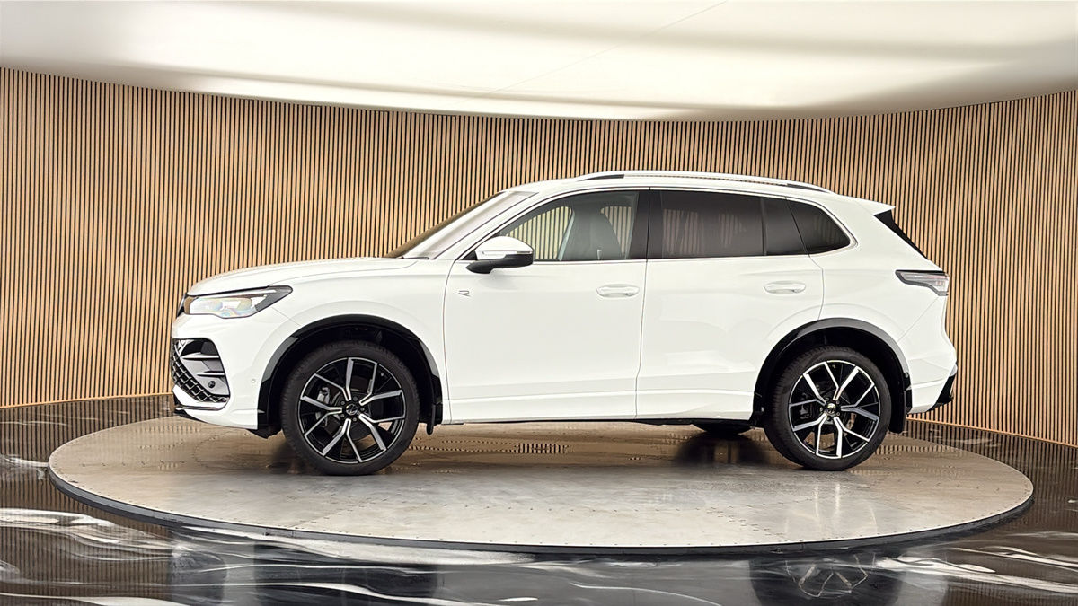 More views of Volkswagen Tiguan