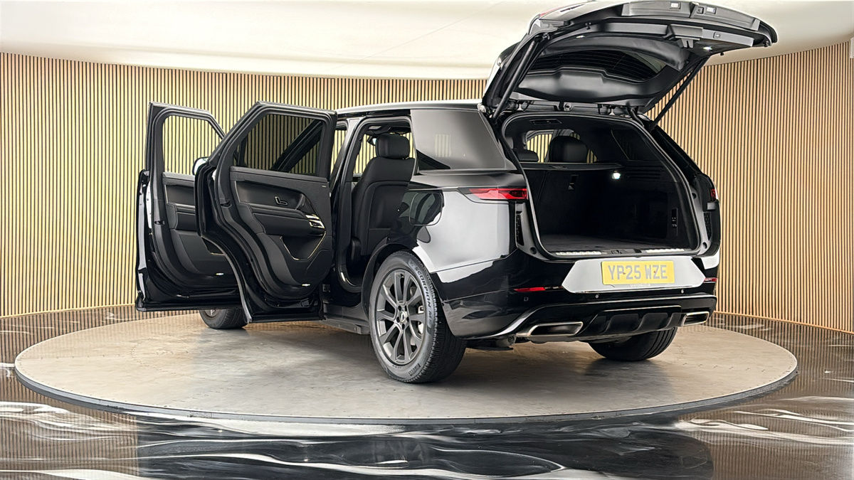 Land Rover Range Rover Sport Image 45