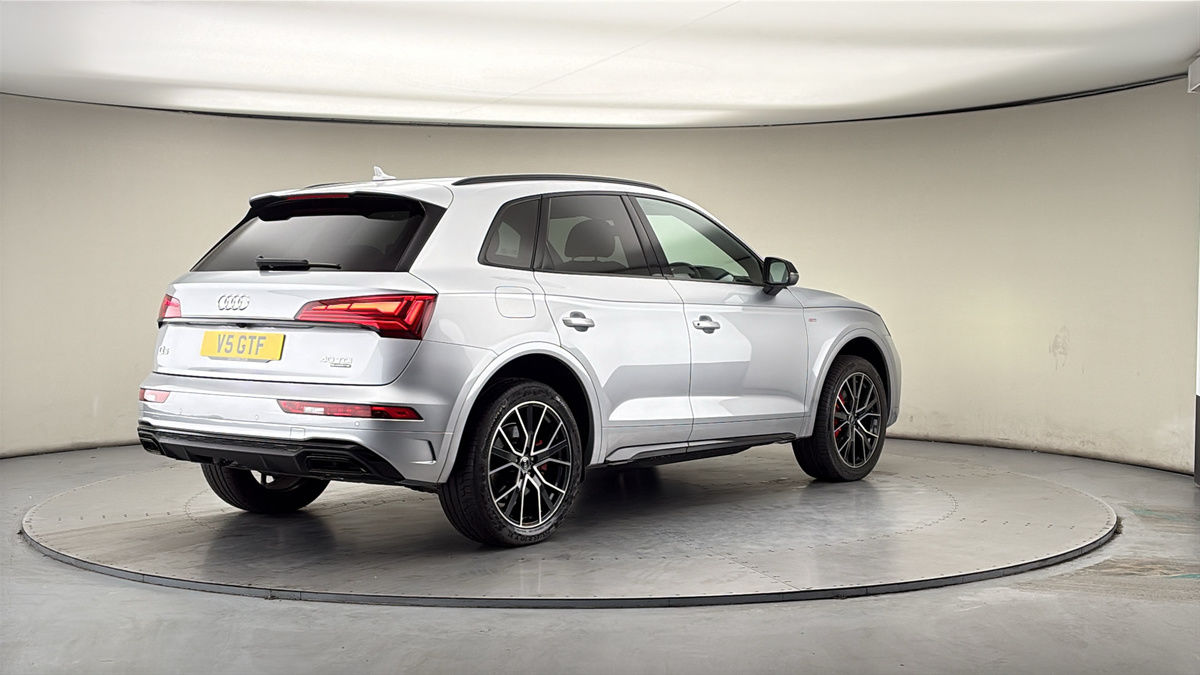 Audi Q5 Image 21