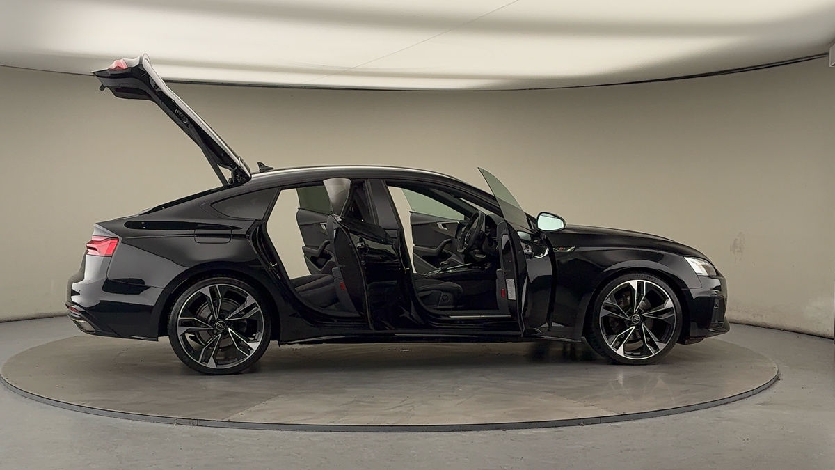 More views of Audi A5