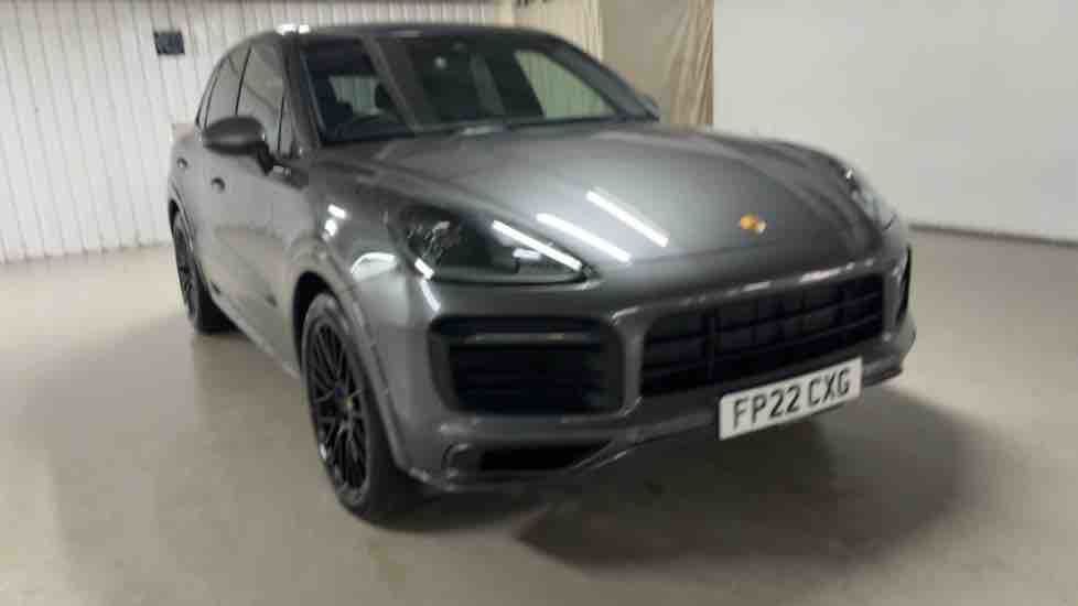 More views of Porsche Cayenne