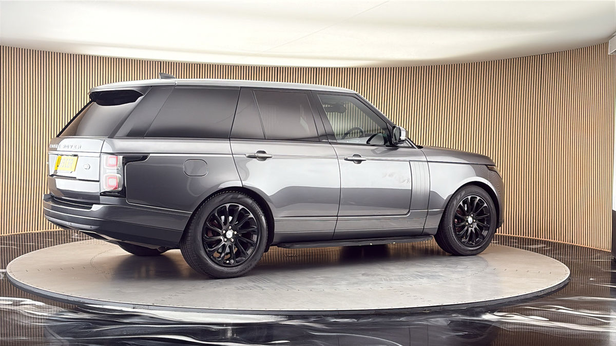 More views of Land Rover Range Rover