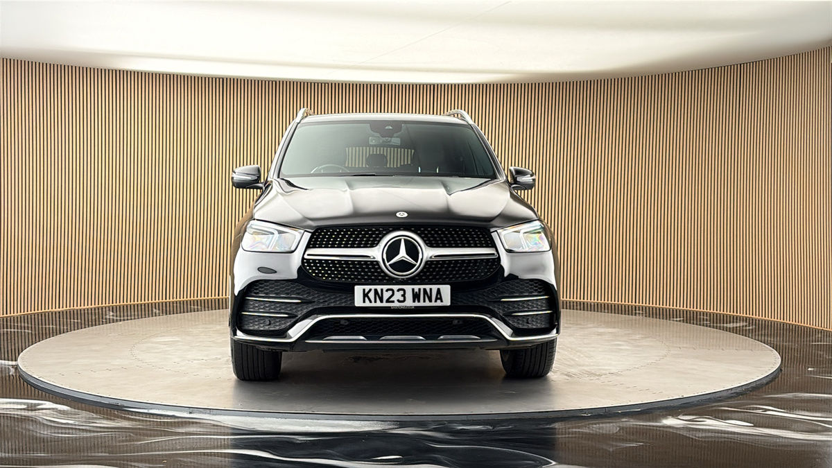 More views of Mercedes-Benz GLE