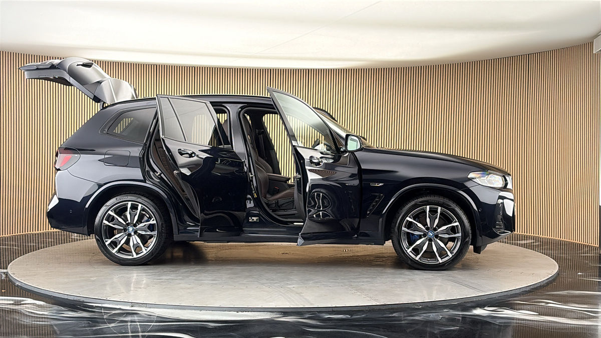 More views of BMW X3