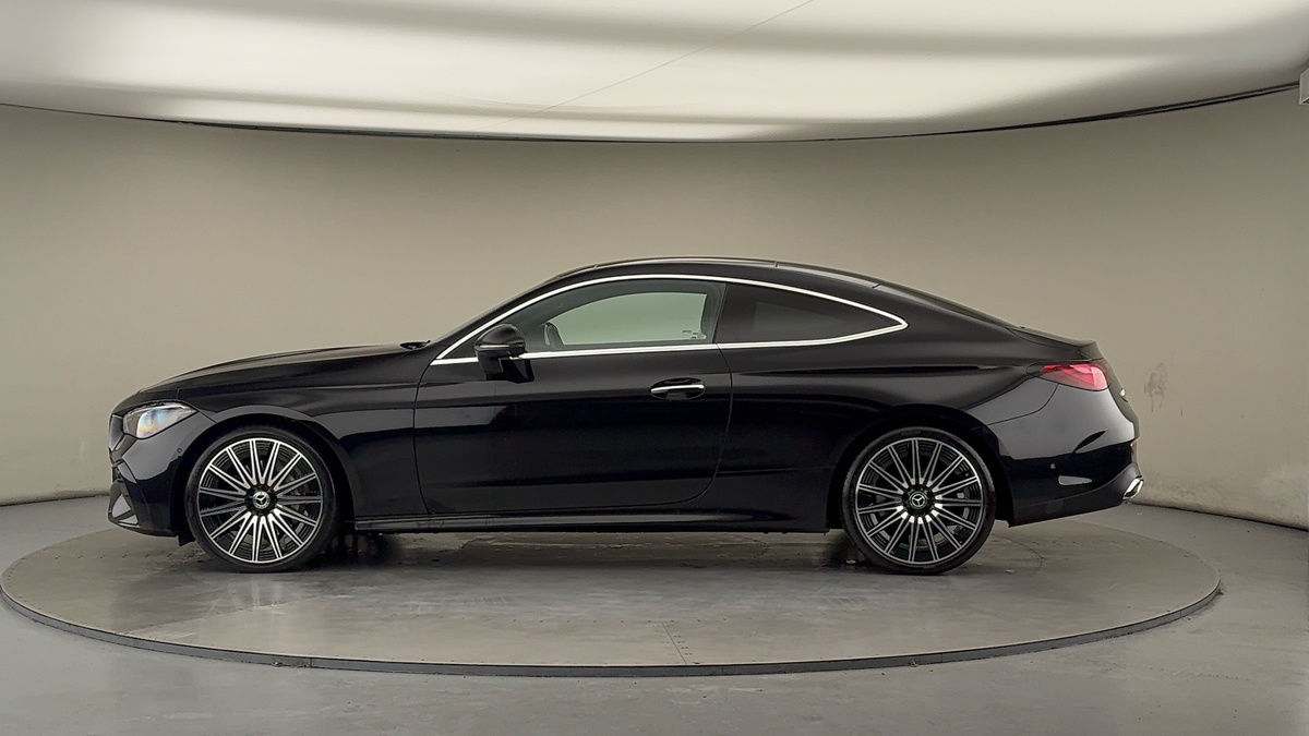 Mercedes-Benz CLE Image 15