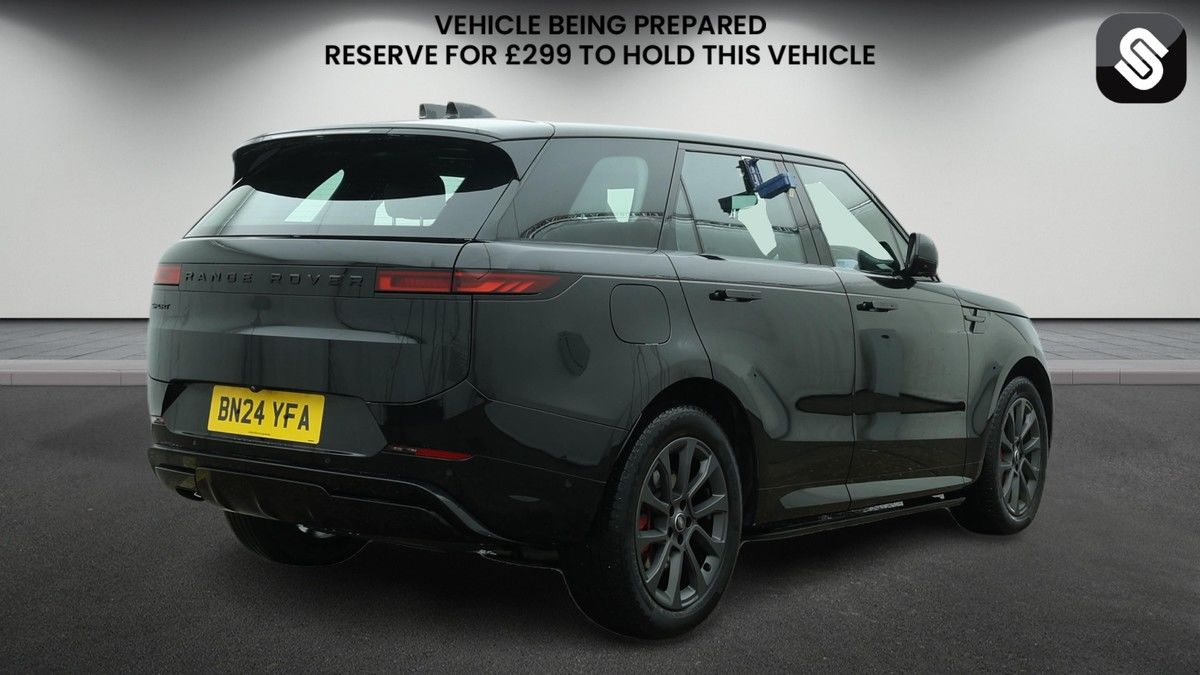 Land Rover Range Rover Sport Image 4