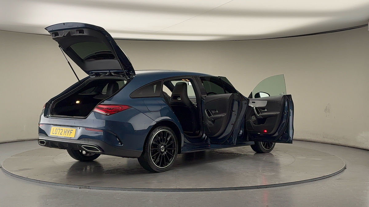 More views of Mercedes-Benz CLA