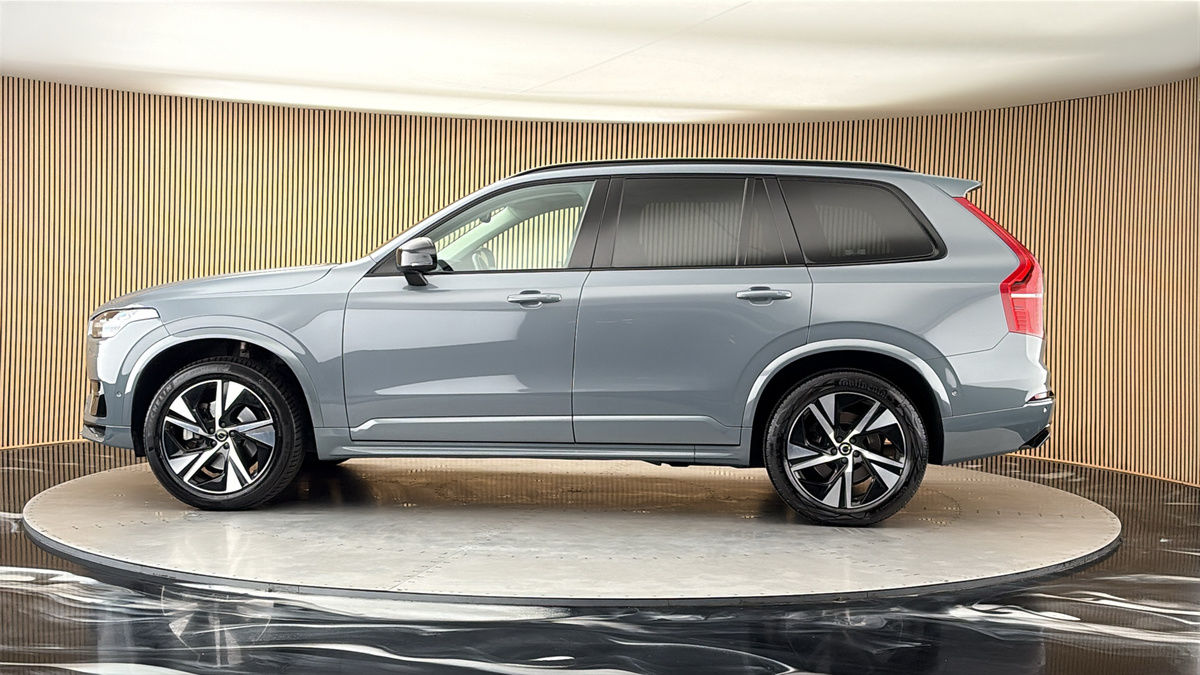 More views of Volvo XC90