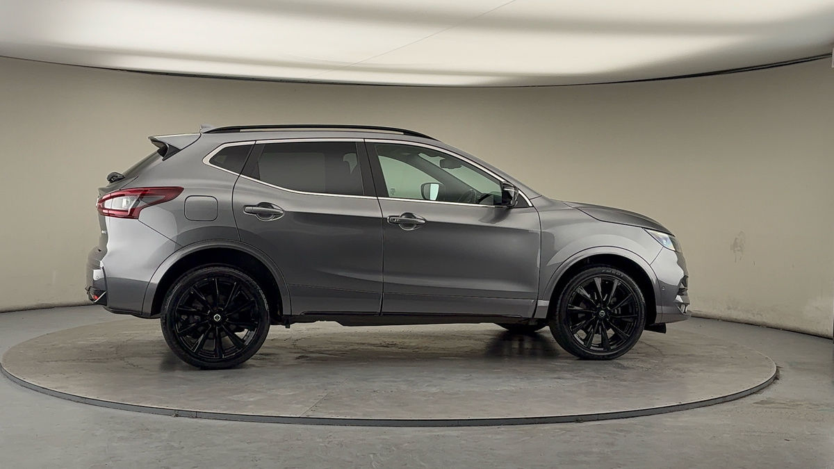 More views of Nissan Qashqai