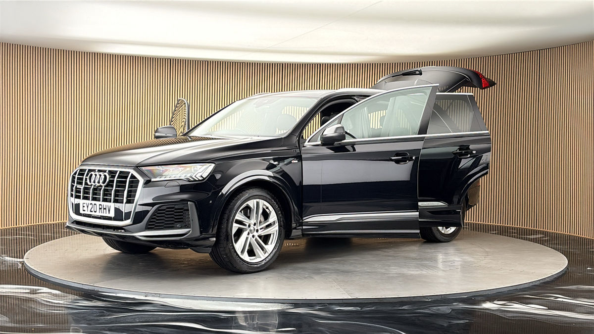 Audi Q7 Image 22