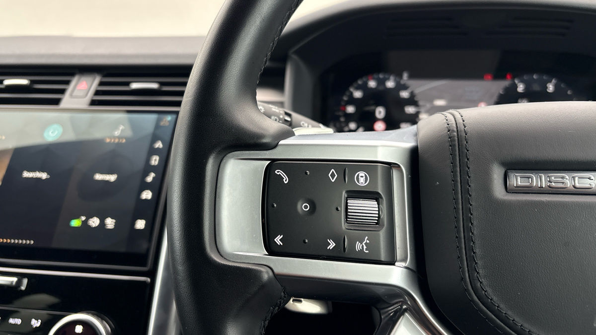 Land Rover Discovery Image 13