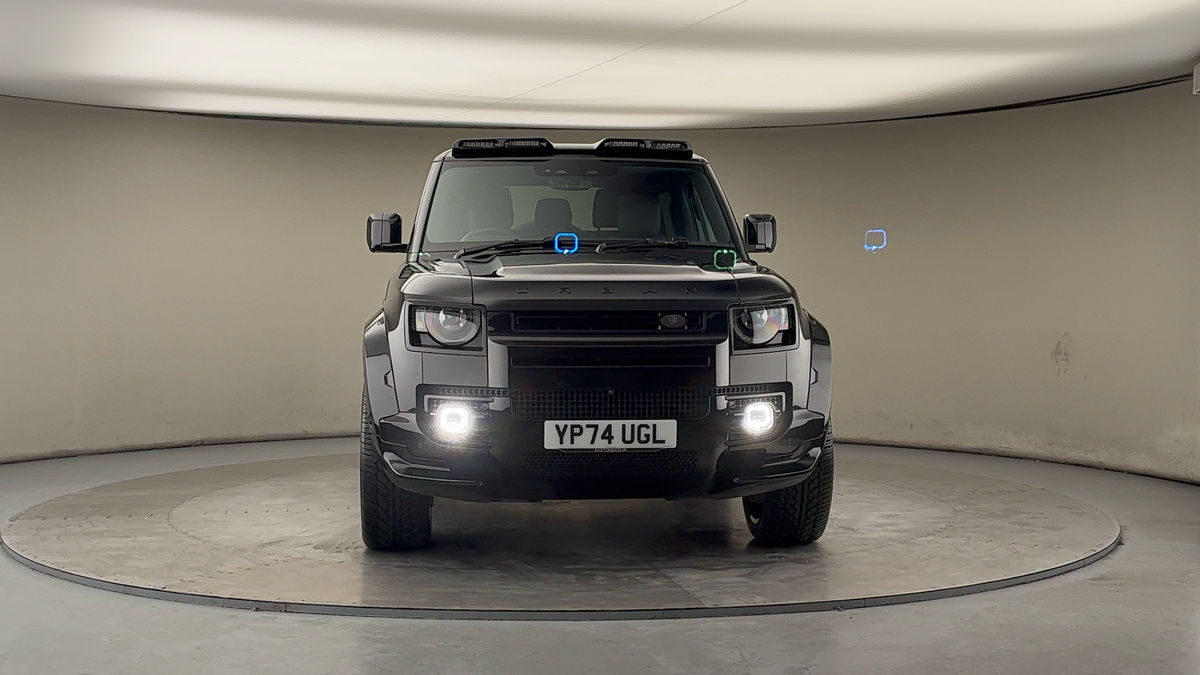 More views of Land Rover Defender 90