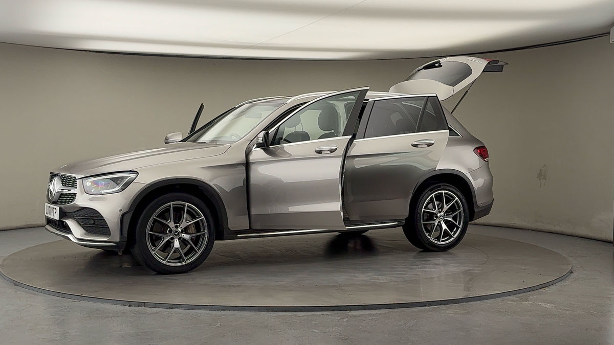 More views of Mercedes-Benz GLC