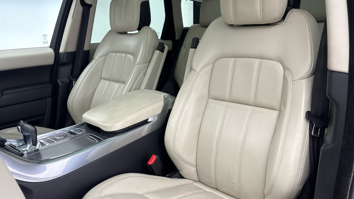 Land Rover Range Rover Sport Image 7