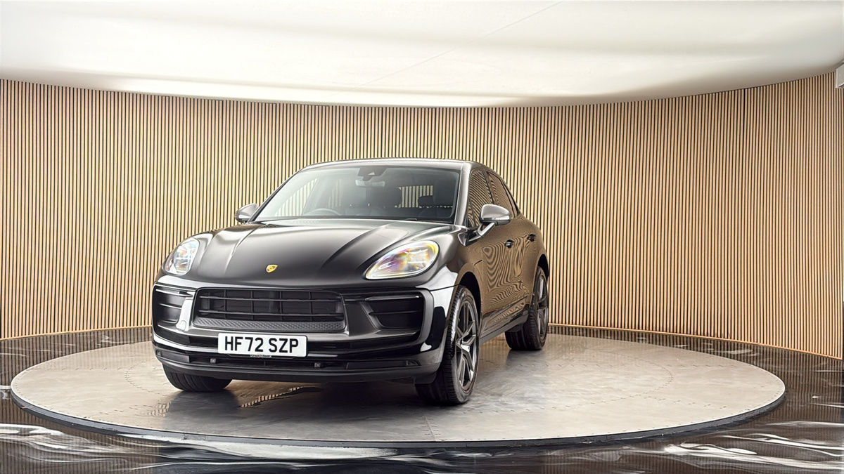 More views of Porsche Macan