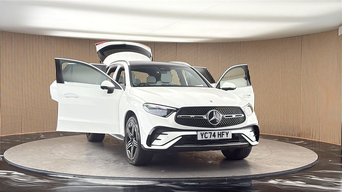 More views of Mercedes-Benz GLC