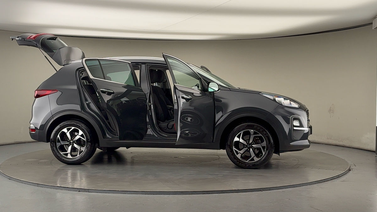 More views of Kia Sportage