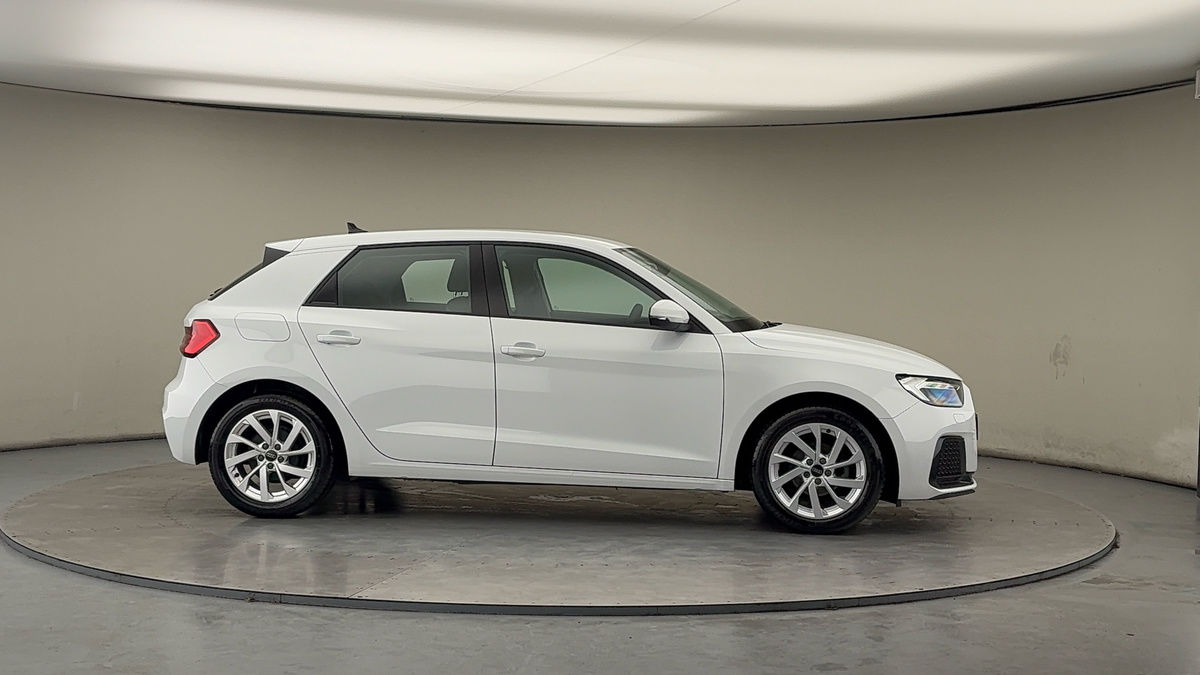 More views of Audi A1