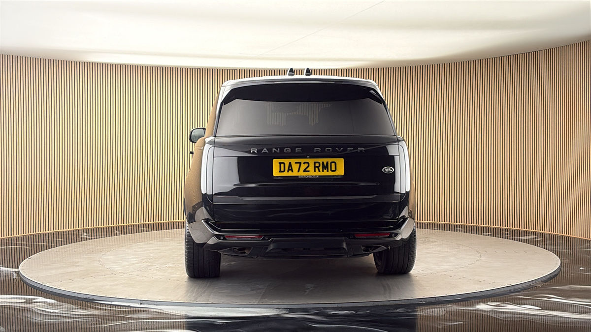 More views of Land Rover Range Rover