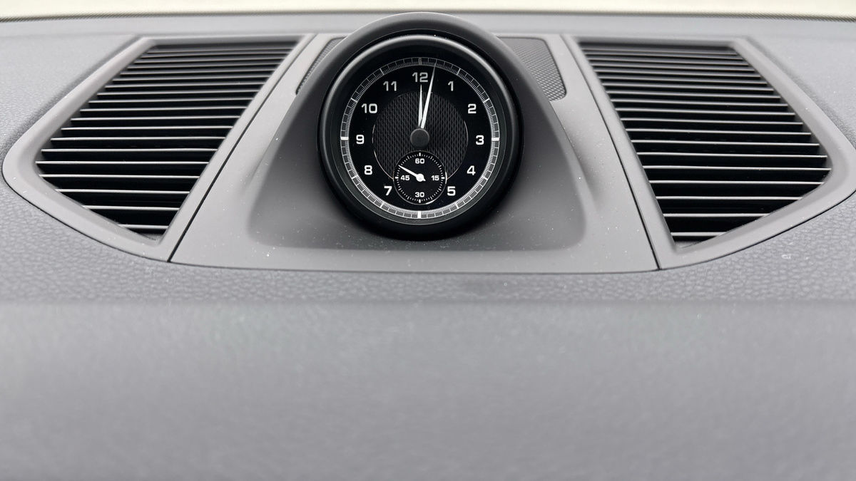 Porsche Macan Image 25