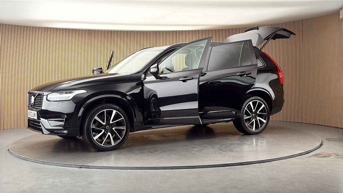 More views of Volvo XC90