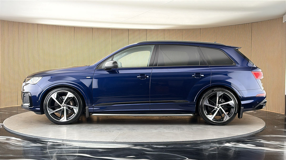 Audi Q7 Image 15