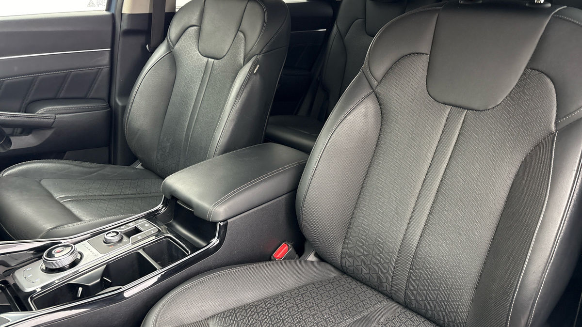 Kia Sorento Image 7