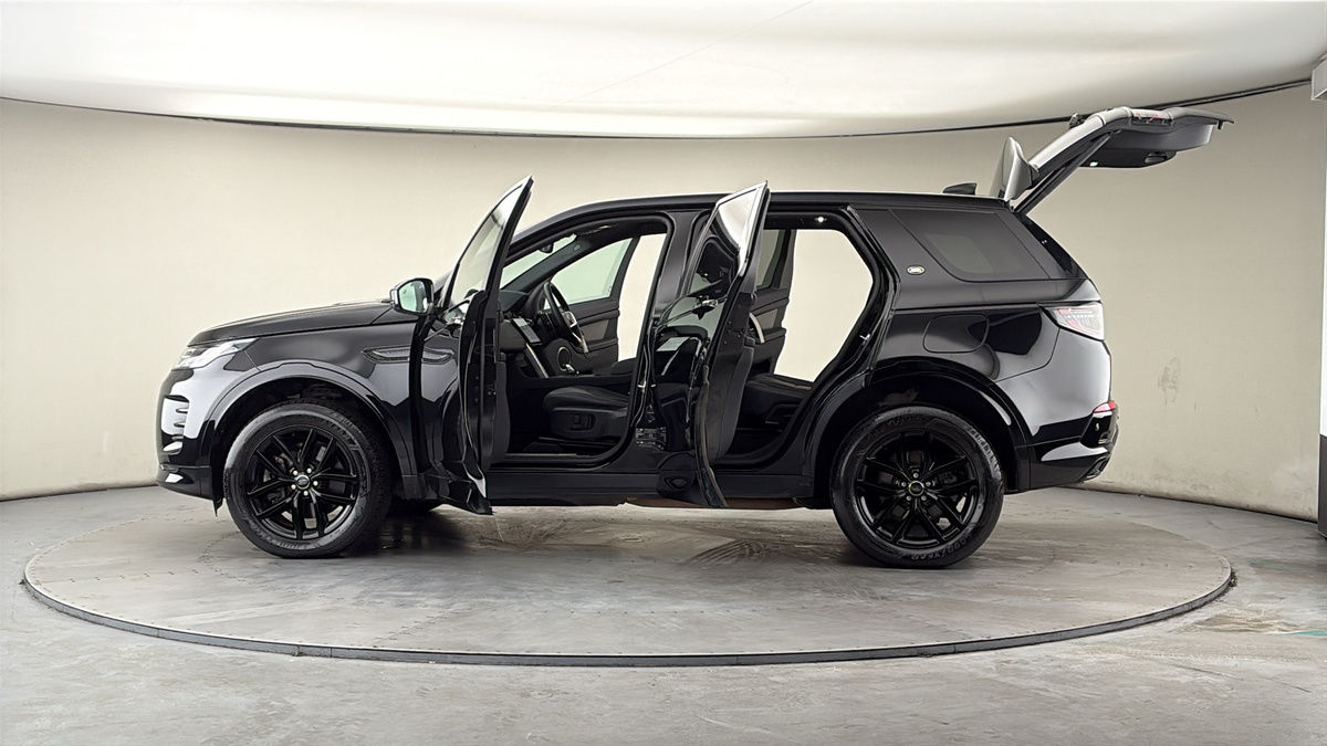 More views of Land Rover Discovery Sport