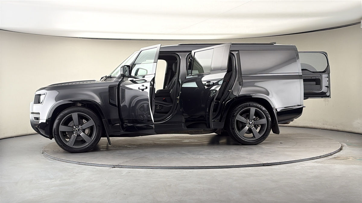 More views of Land Rover Defender 130