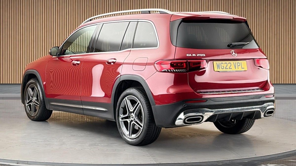 Mercedes-Benz GLB Image 2