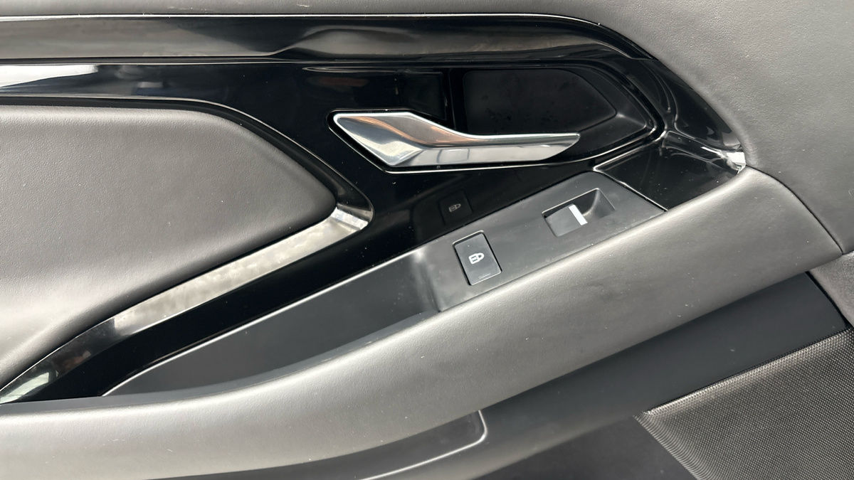 Land Rover Range Rover Evoque Image 19