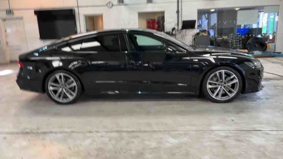 More views of Audi A7