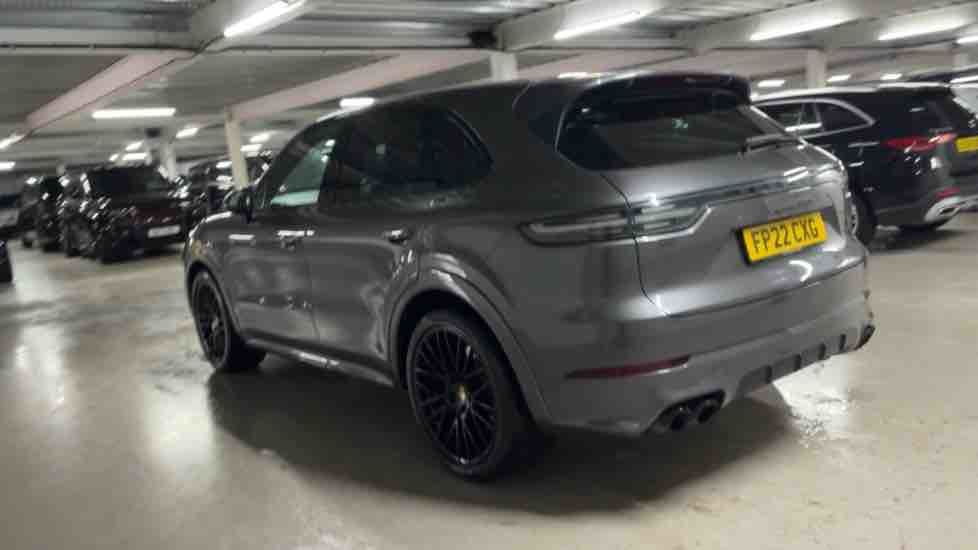 More views of Porsche Cayenne