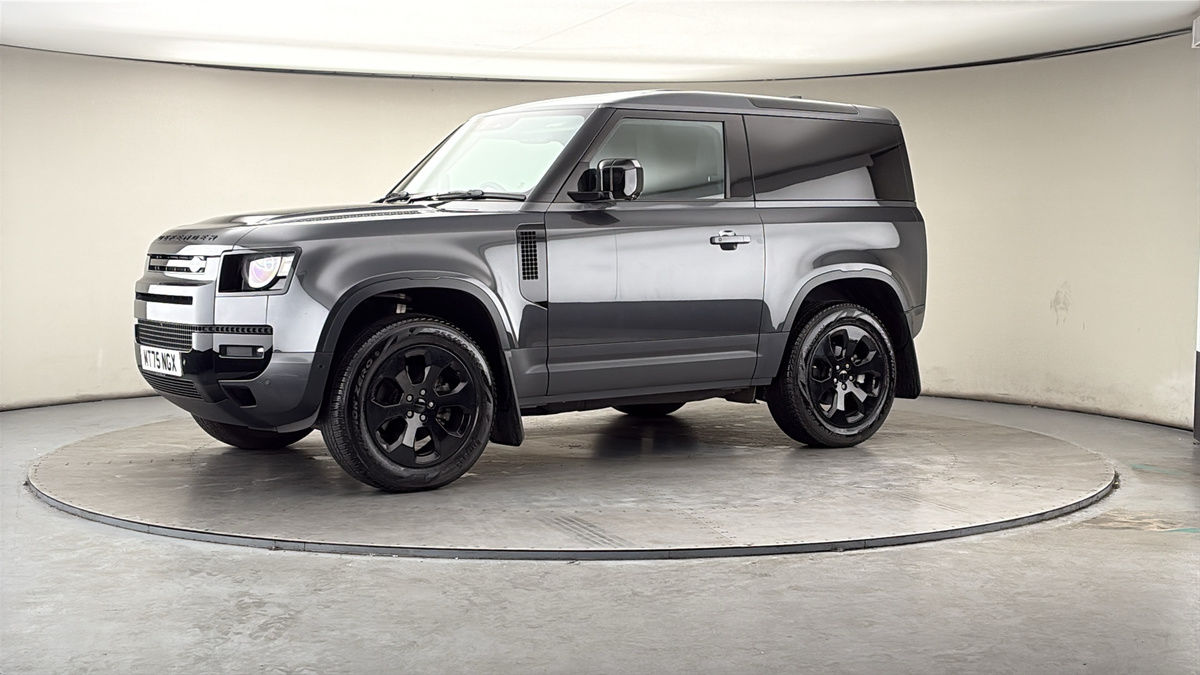 More views of Land Rover Defender 90