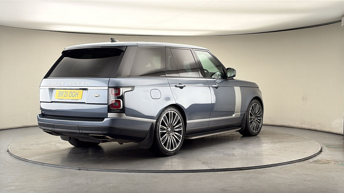 More views of Land Rover Range Rover