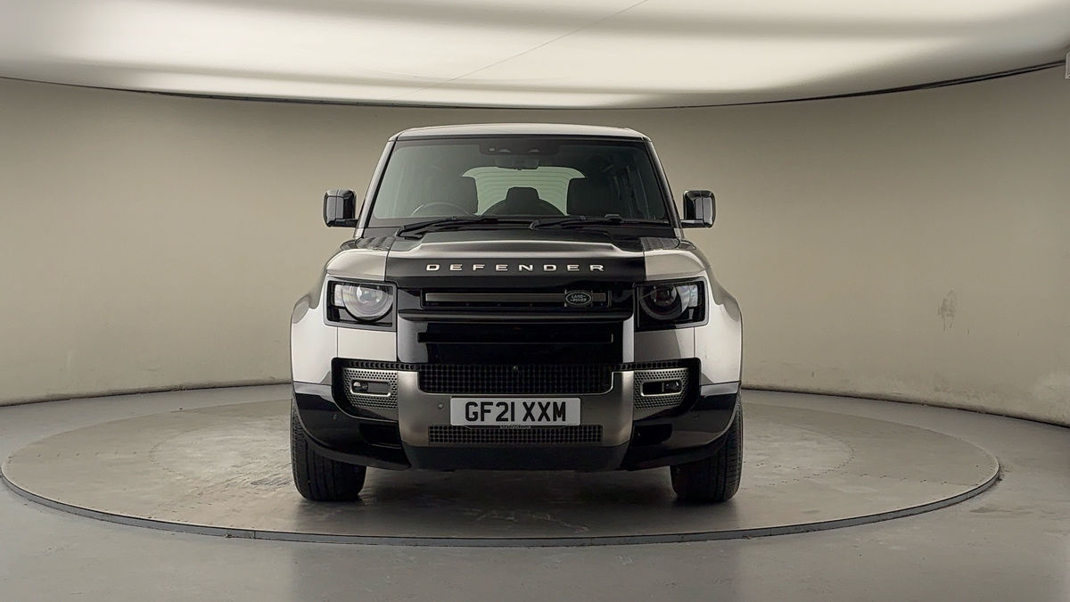 Land Rover Defender 110 Image 3