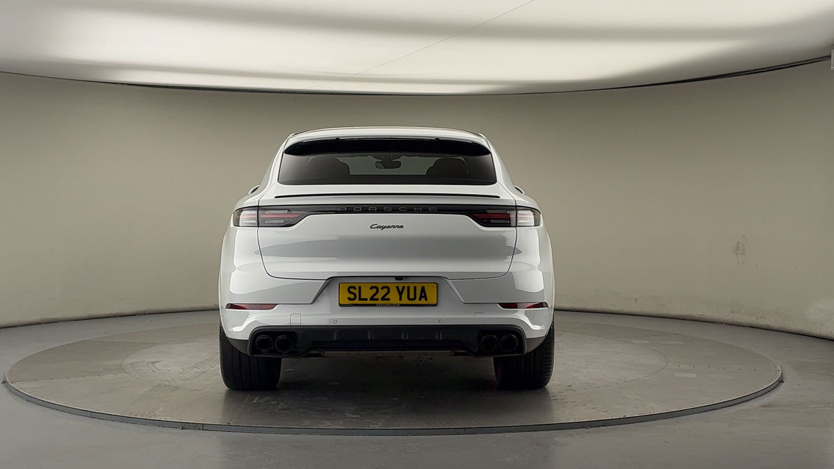 Porsche Cayenne Image 4