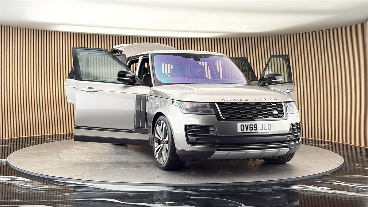 More views of Land Rover Range Rover