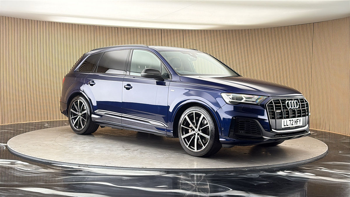 More views of Audi Q7
