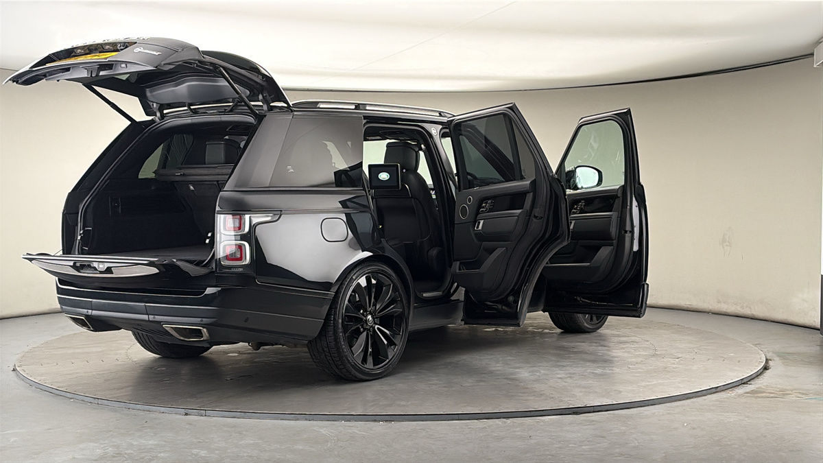 More views of Land Rover Range Rover