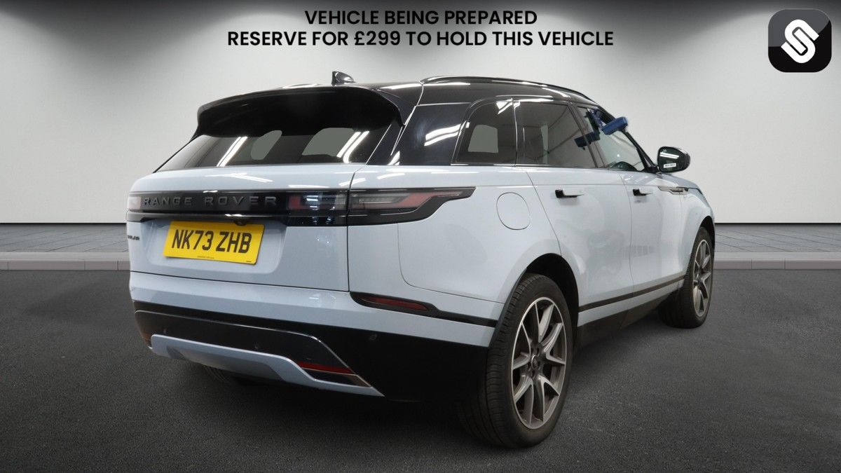 Land Rover Range Rover Velar Image 4
