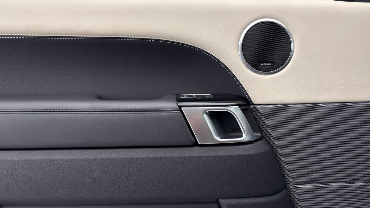 Land Rover Range Rover Sport Image 19