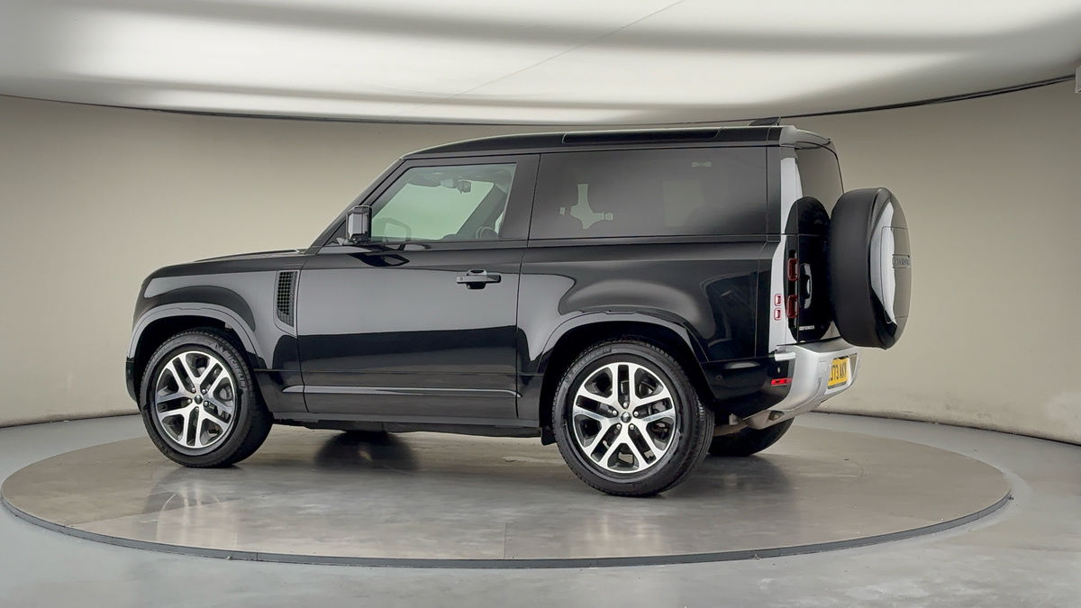 More views of Land Rover Defender 90